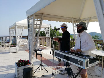 Vocalis e Deejay per aperitivo