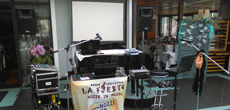 Postazione Musicale per cantante e Deejay